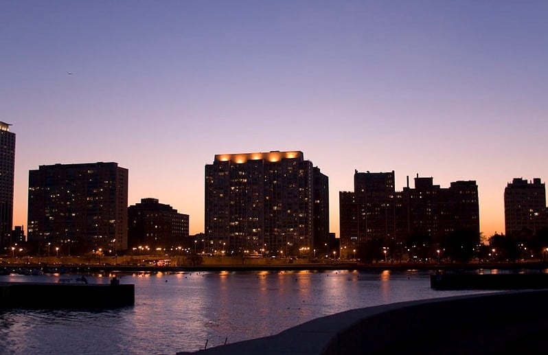 Wrigleyville, IL – Free Pickup and Delivery (312) 393-7950 – Call To Schedule