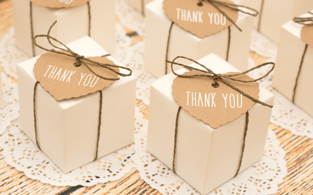 How Can Couples Save Money on Wedding Favors Without Sacrificing Quality?