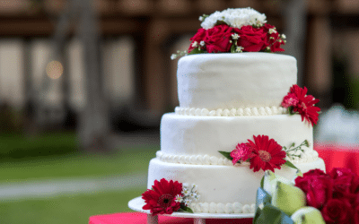How Have Cultural Rituals Shaped the Evolution of Wedding Cake Traditions?