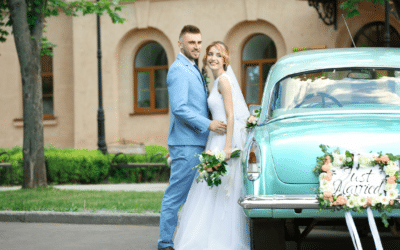 What Are the Essential Steps to Take Stunning Photos of a Bridal Car?